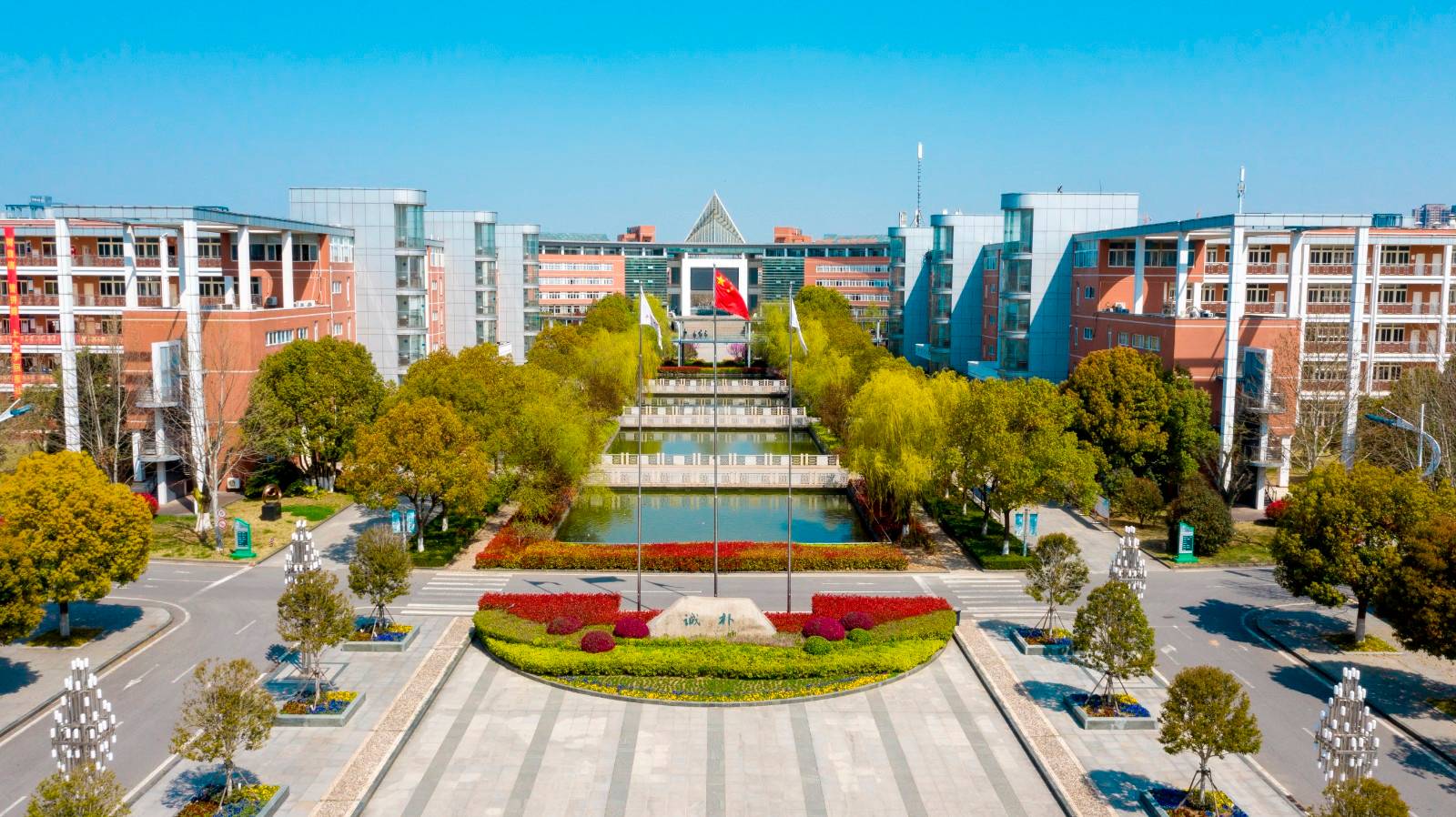 江苏省南京师范大学隶属中学热水项目